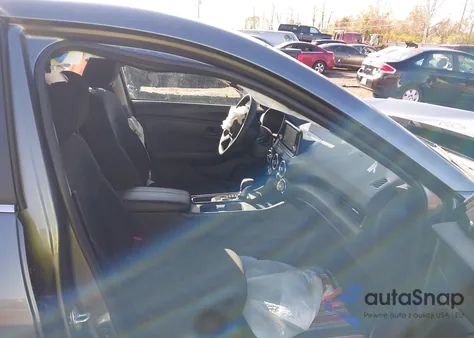 2024 Nissan Sentra S Xtronic Cvt z USA, uszkodzony, nr VIN 3N1AB8BV0RY290137